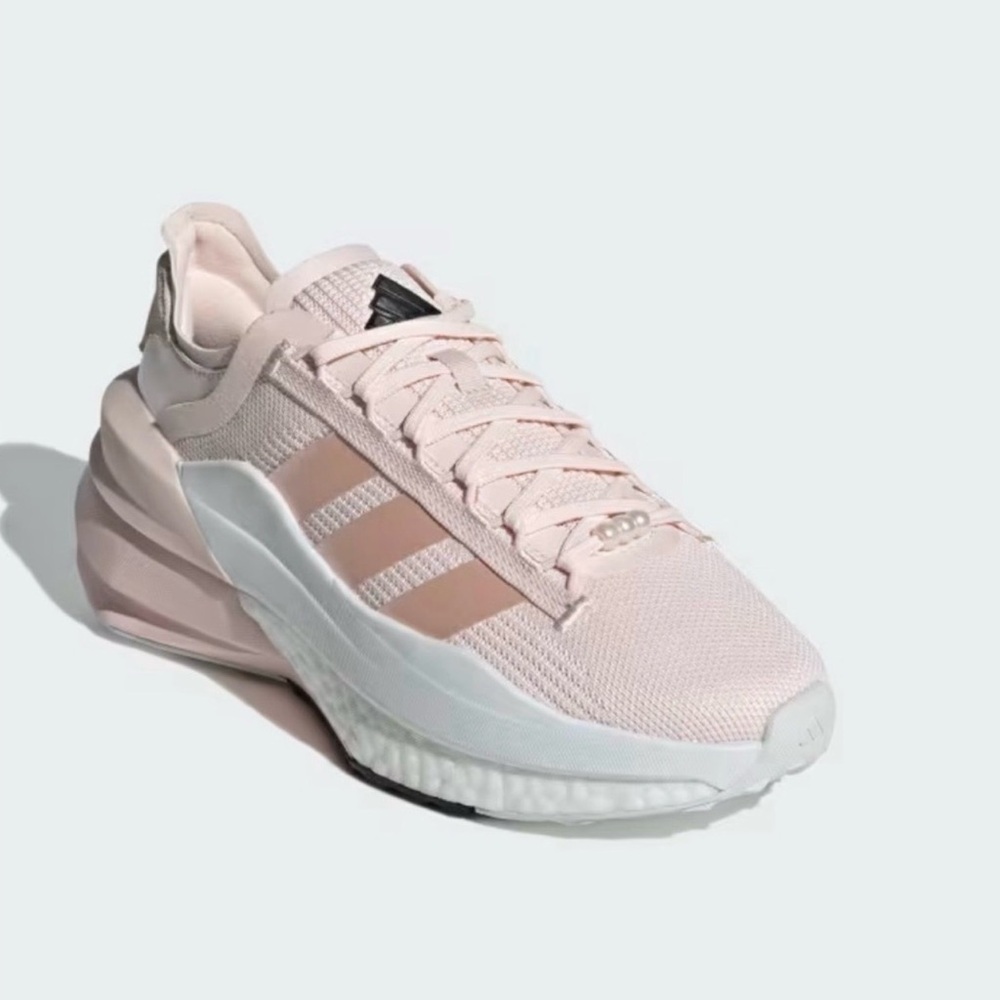 New Adidas Women's Soft Pink Sneakers